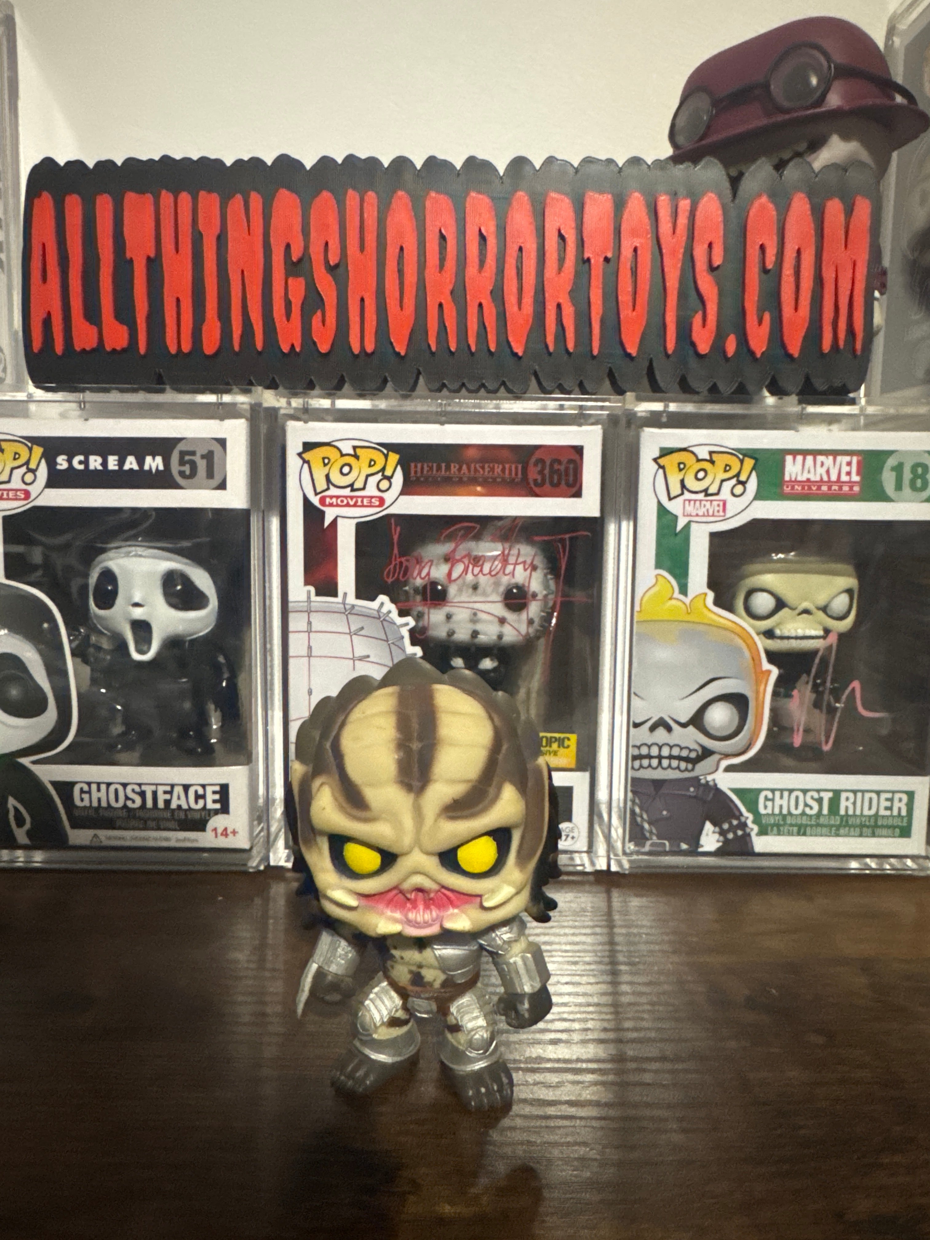 Vaulted Predator #31 Out Of Box