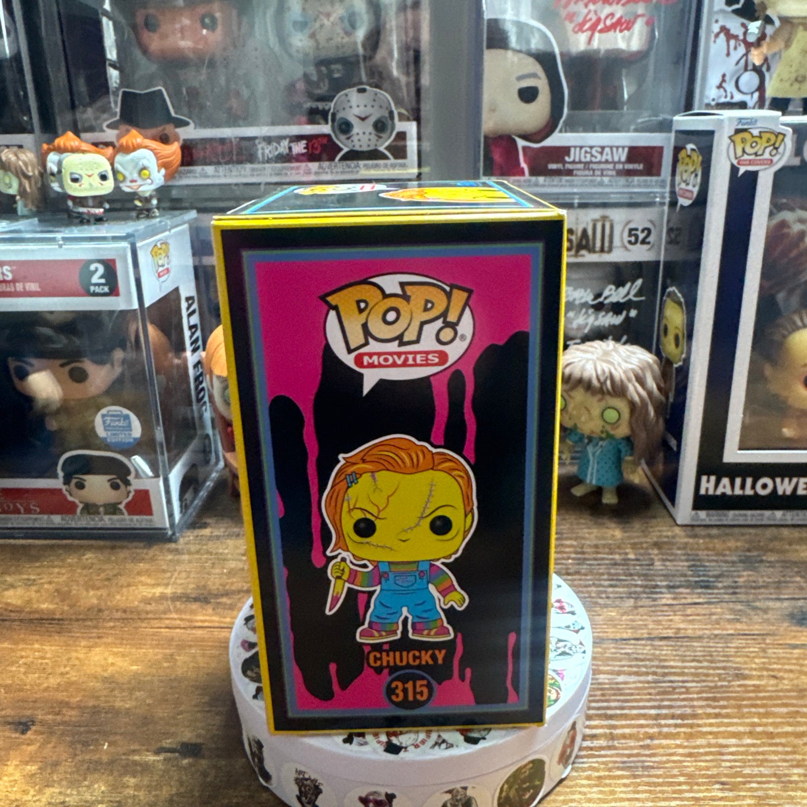 Vaulted Chuck #315 Bride Of Chucky Blacklight