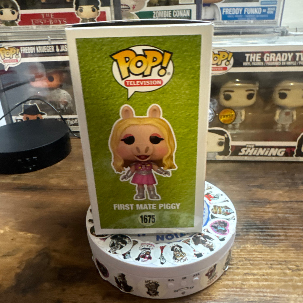 First Mate Piggy #1675 The Muppets