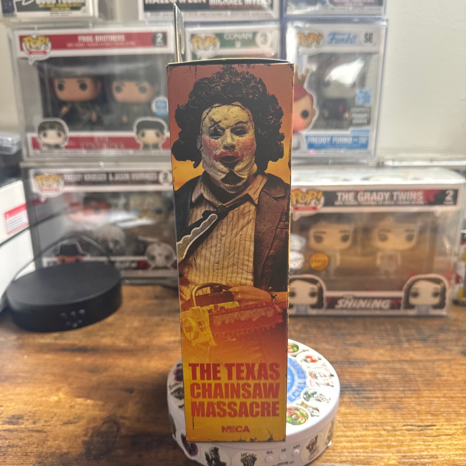 Leatherface Pretty Woman 7” Figure 50th Anniversary The Taxas Chainsaw Massacre