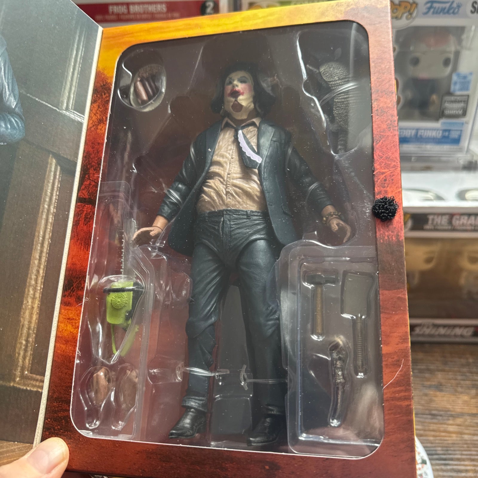 Leatherface Pretty Woman 7” Figure 50th Anniversary The Taxas Chainsaw Massacre