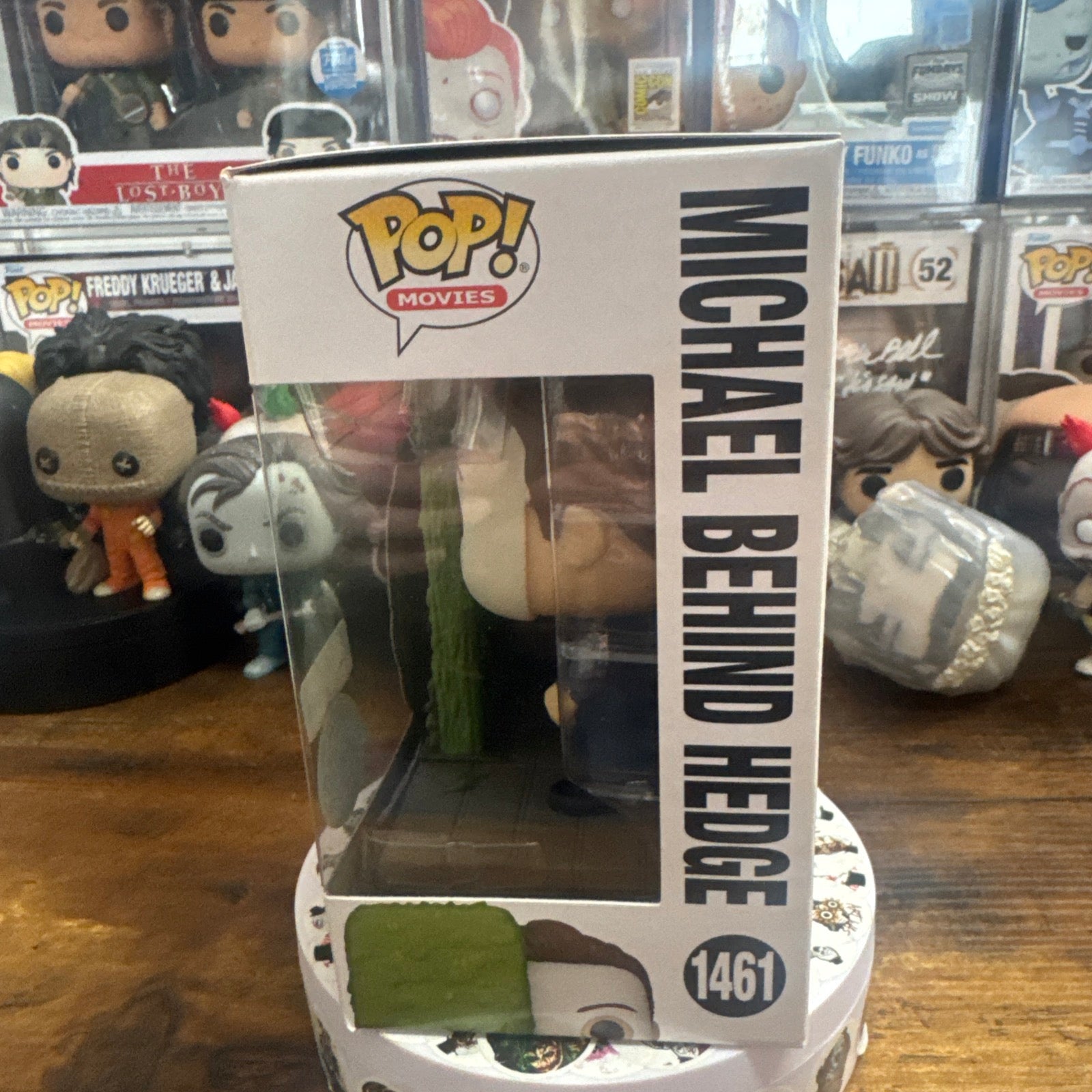 Michael Behind Hedge #1461 Michael Myers Halloween (PL)