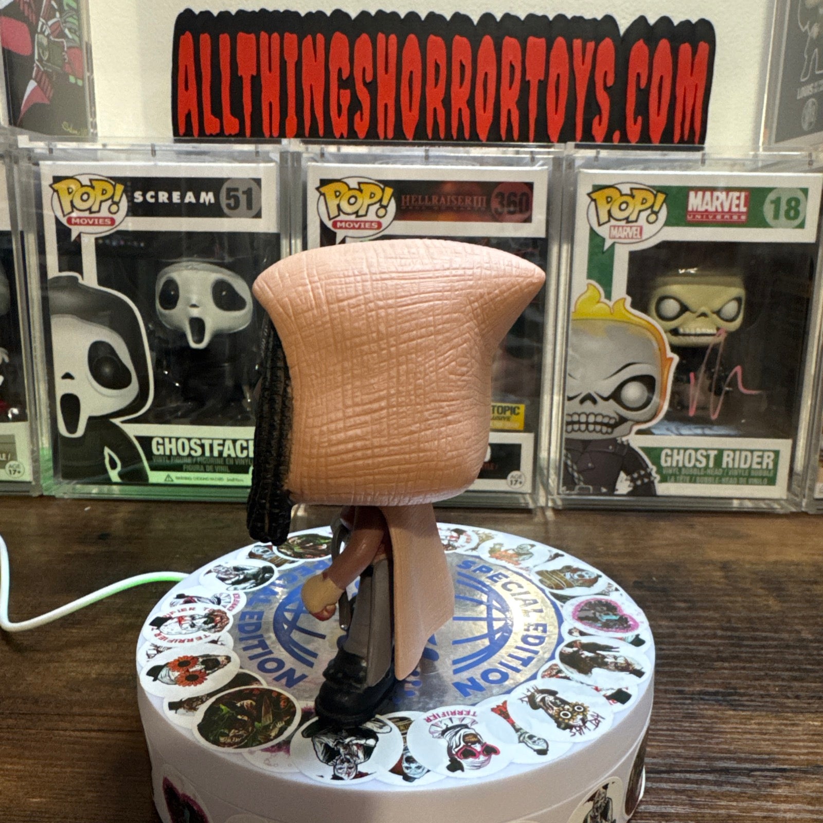 Vaulted Michonne #38 The Walking Dead Out Of Box