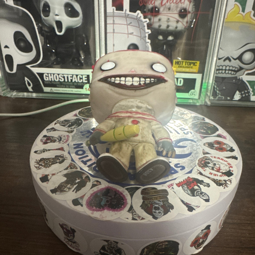 Vaulted Twisty #243 American Horror Story Freak Show Out Of Box