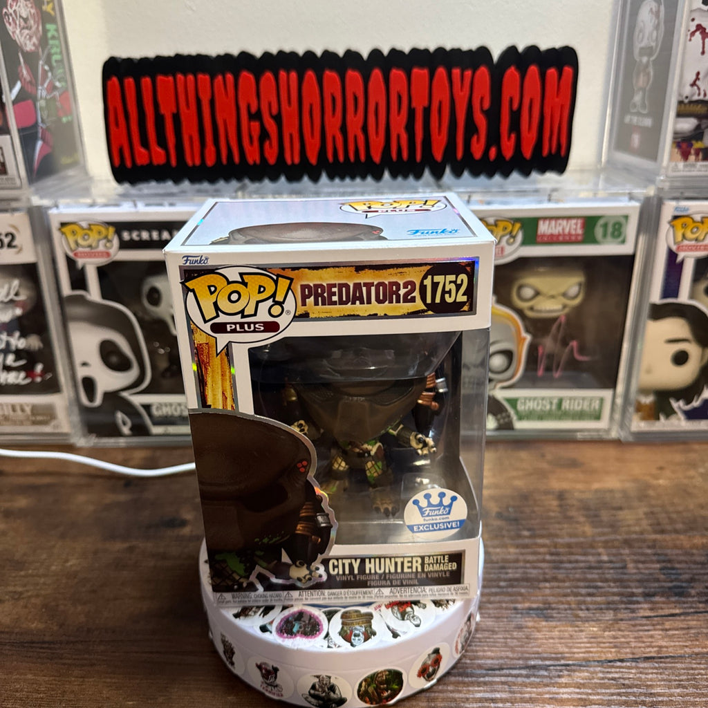 City Hunter #1752 Battle Damaged Predator 2