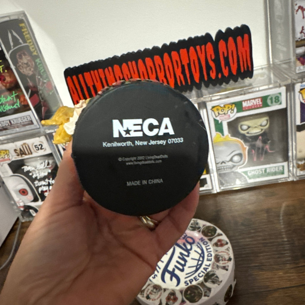 Neca Posey Head knocker (Box damage)