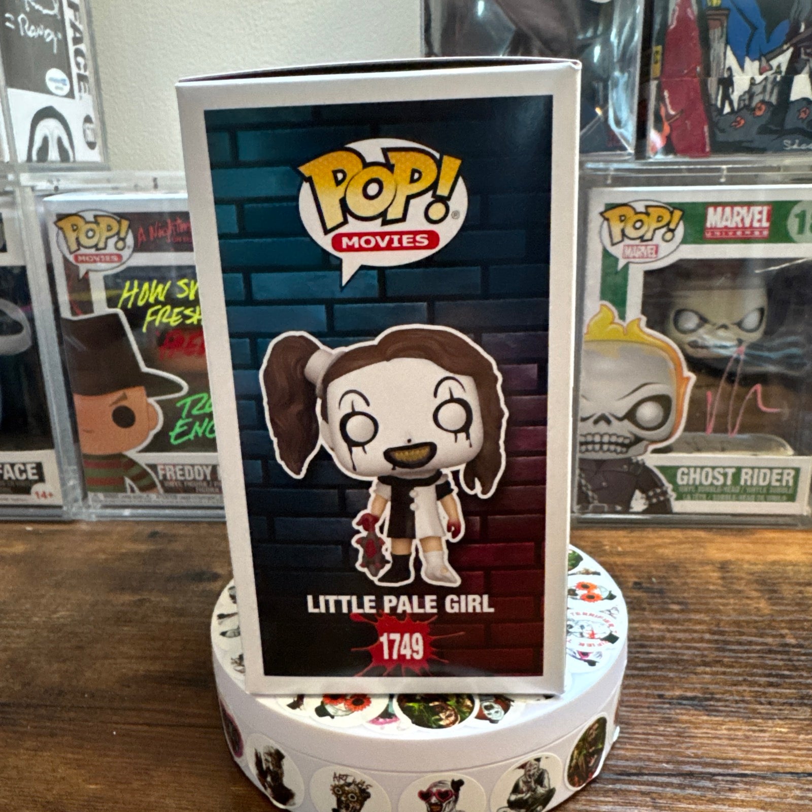 Signed Amelia McLain Little Pale Girls #1749