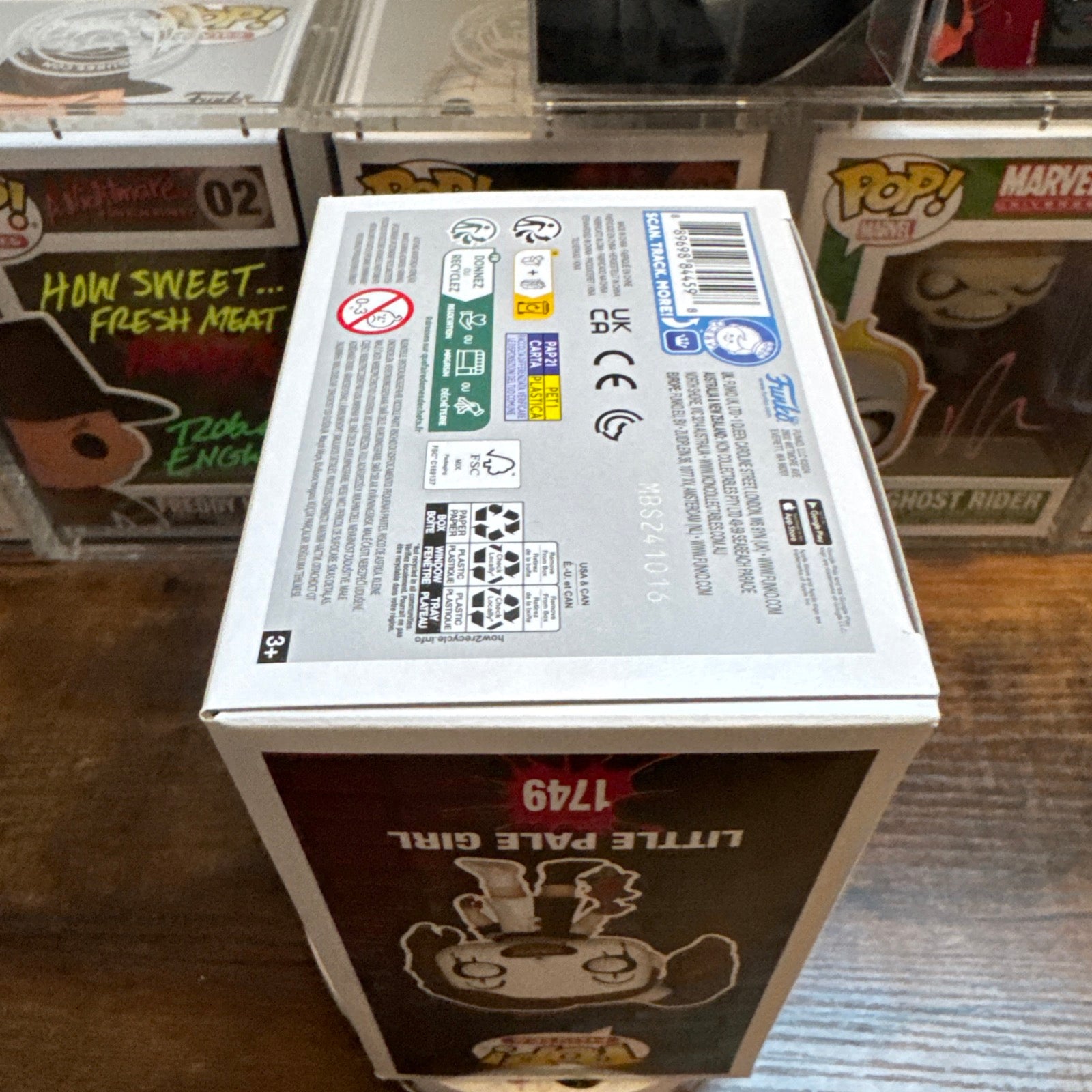 Signed Amelia McLain Little Pale Girls #1749