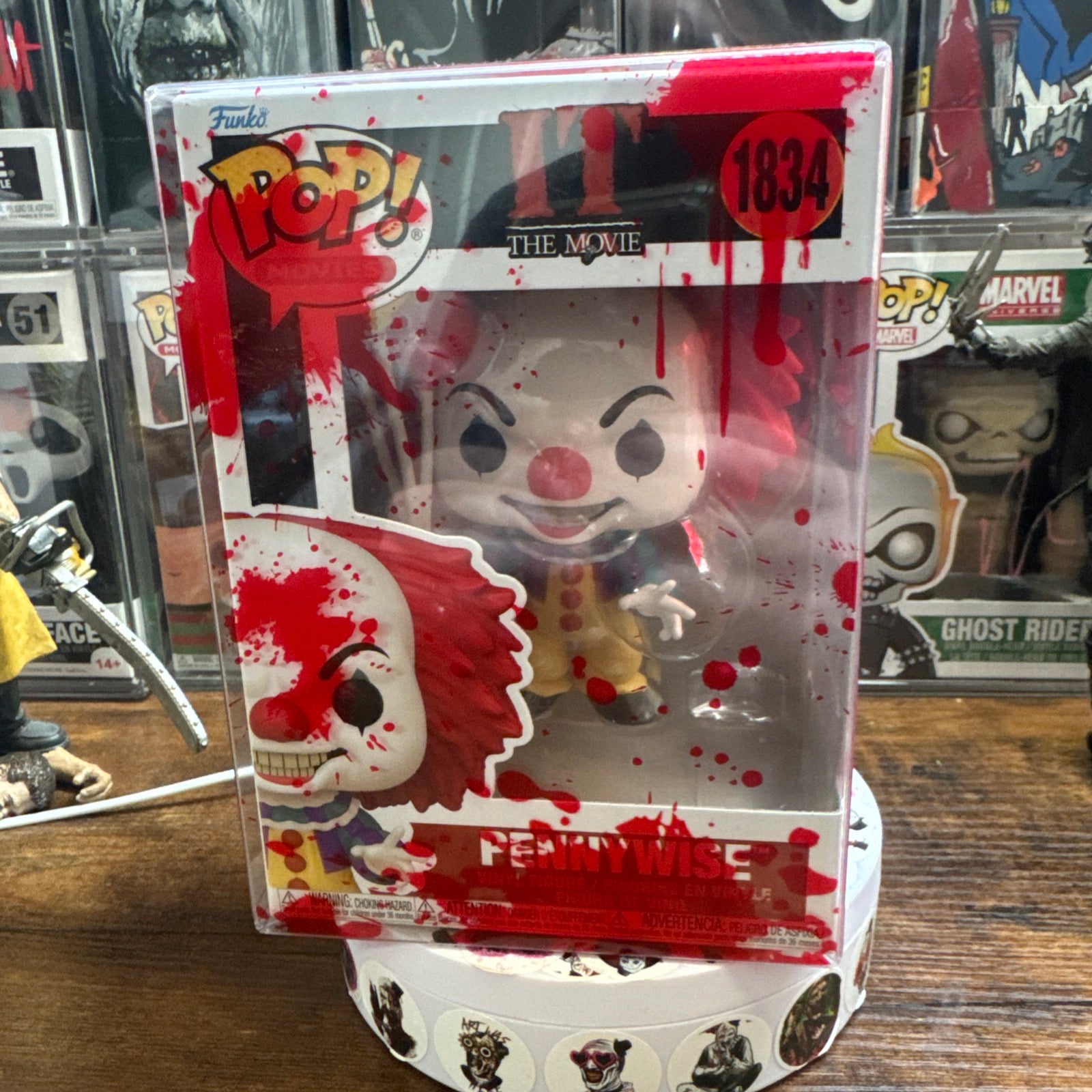 New! Pennywise #1834 IT The Movie + Blood Splatter Protector