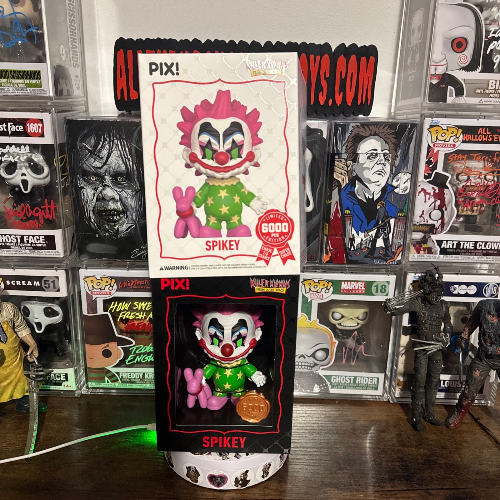 Thrilljoy PIX! Spikey 6000 PCS Killer Klowns From Outer Space Hero