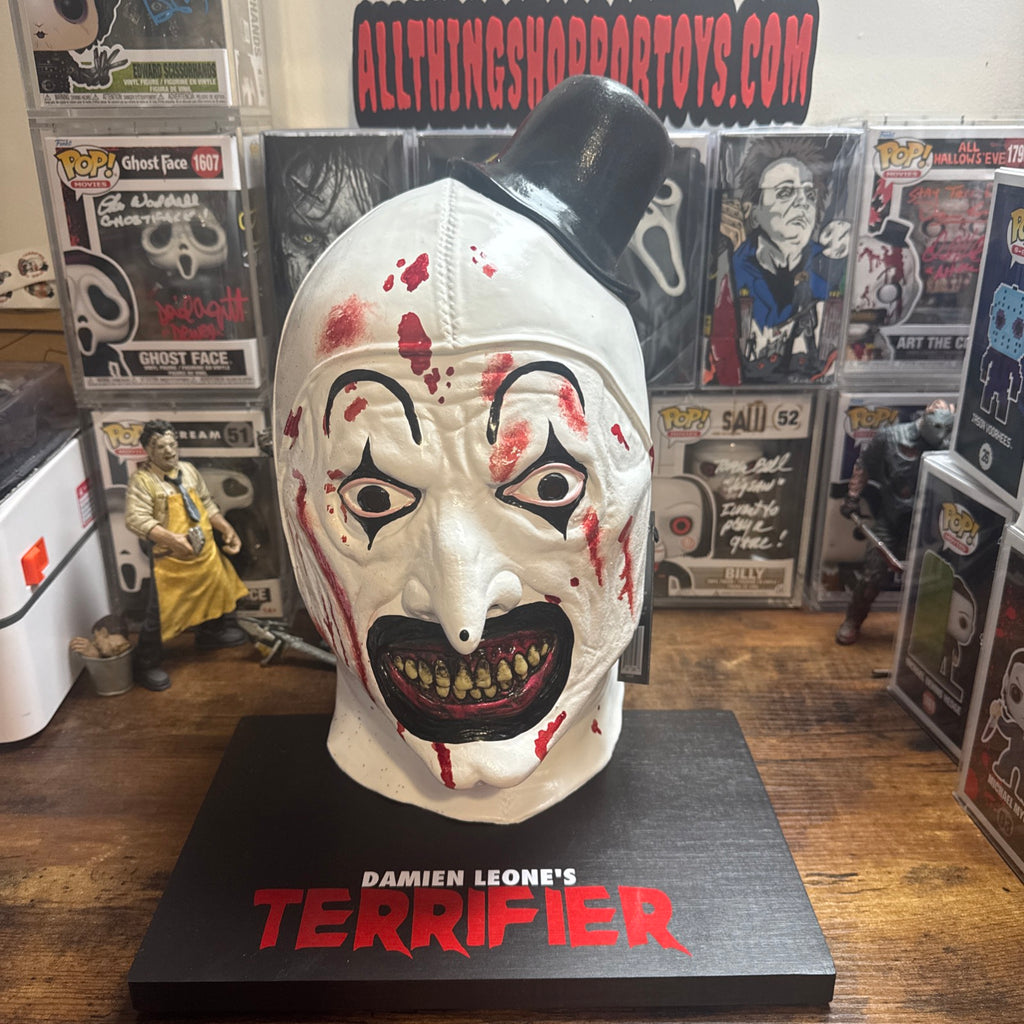 Art The Clown Bloody Mask Trick Or Treat Studios