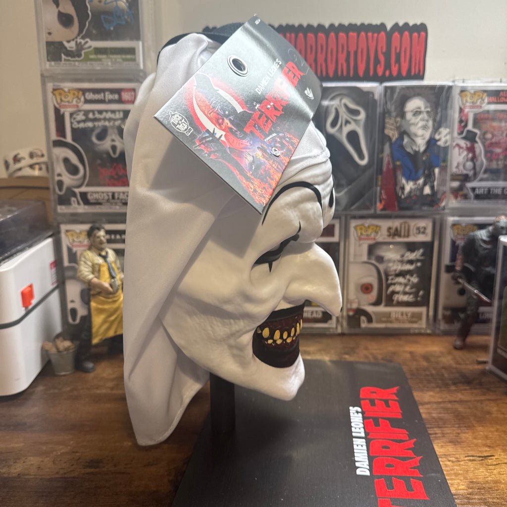 Art The Clown Deluxe Injection Mask Trick Or Treat Studios