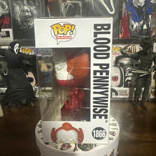 Blood Pennywise Shelf Sitter #1866 IT Welcome to Derry