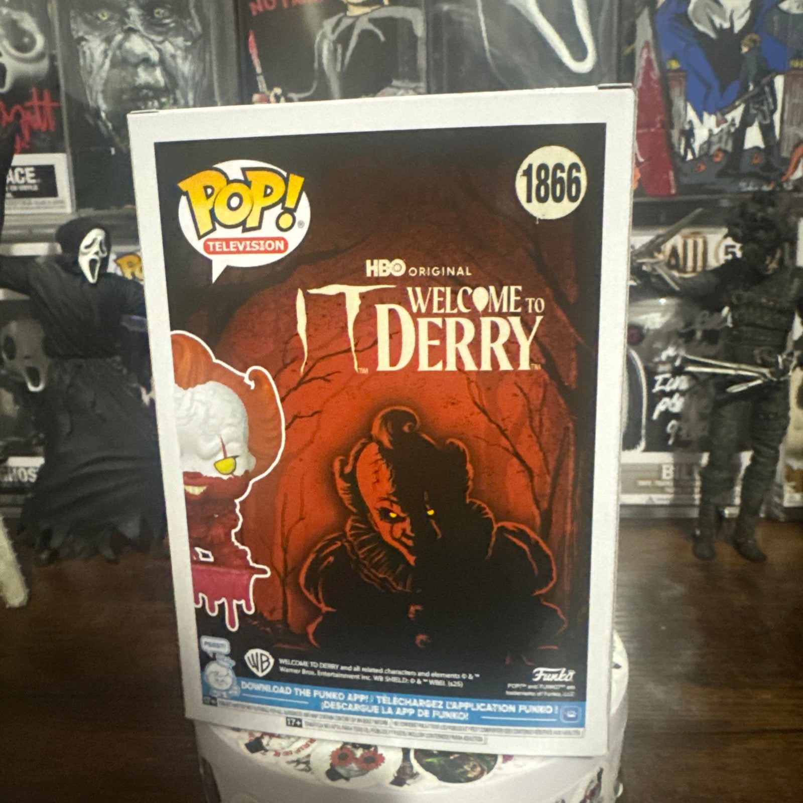 Blood Pennywise Shelf Sitter #1866 IT Welcome to Derry