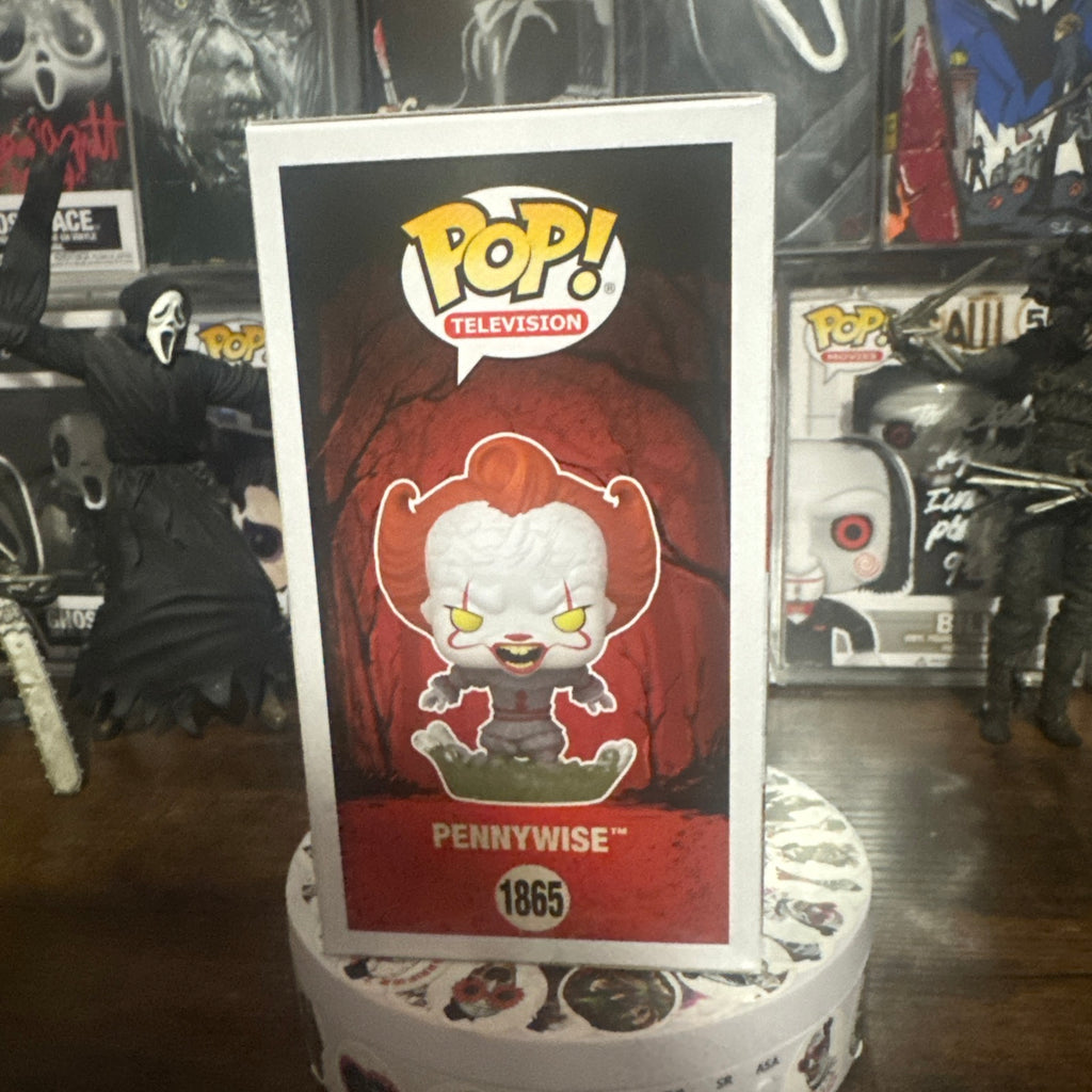 Pennywise Splashing #1865 IT Welcome To Derry