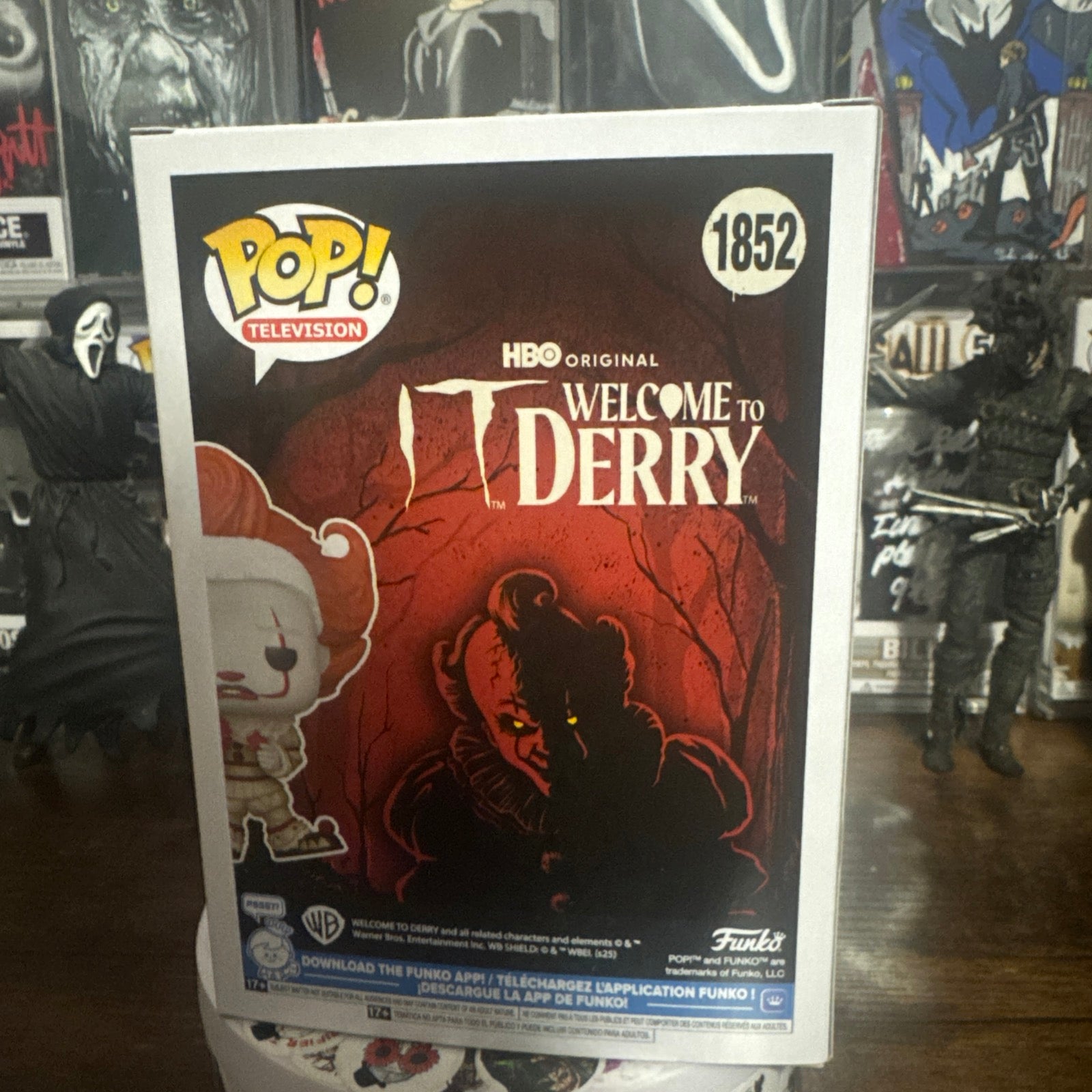 Bob Grey As Pennywise #1852 IT Welcome To Derry