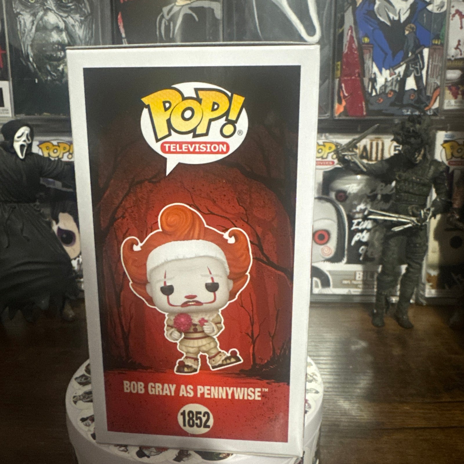 Bob Grey As Pennywise #1852 IT Welcome To Derry