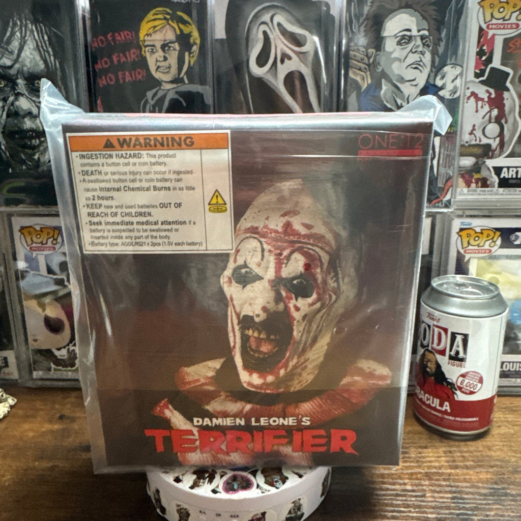 Art The Clown Damien Leone’s Terrifier Mezco one:12 Collective