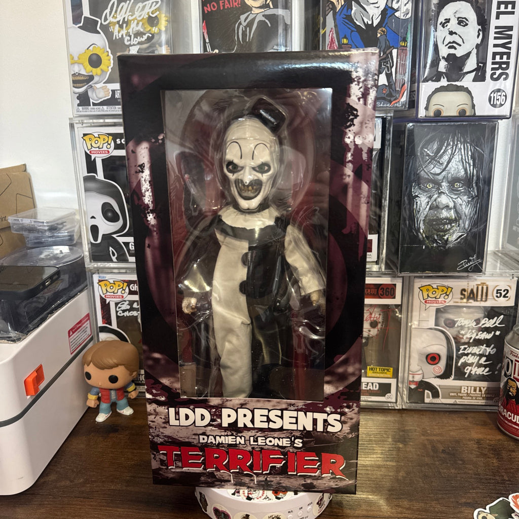 Art The Clown Living Dead Doll Presents Mezco