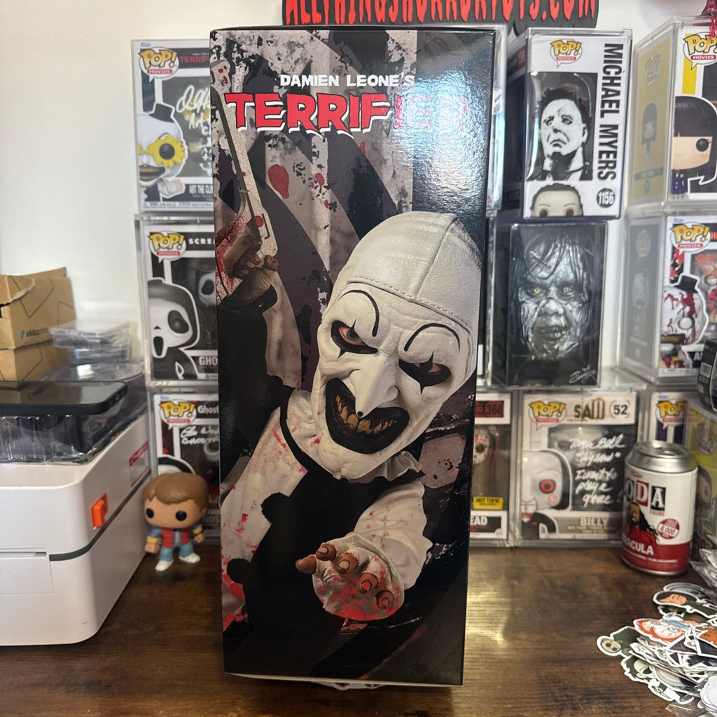 Art The Clown MDS Mega Scale Figure With Sound Damien Leone’s Terrifier