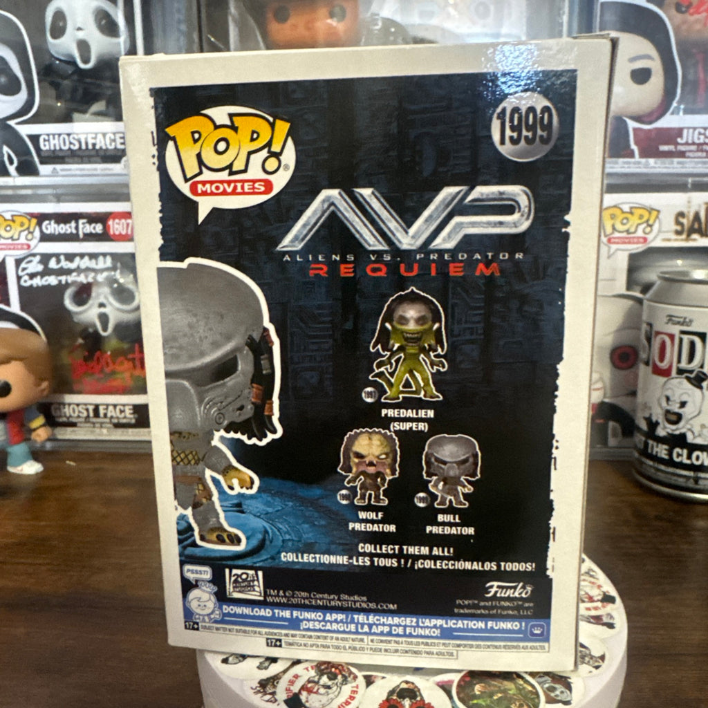 Bull Predator #1999 Alien vs Predator AVP Requiem
